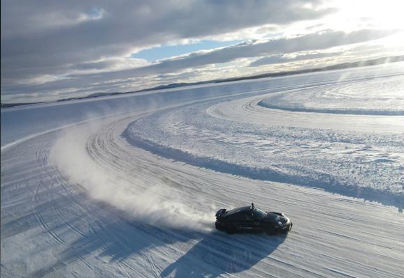 Laponie ice driving