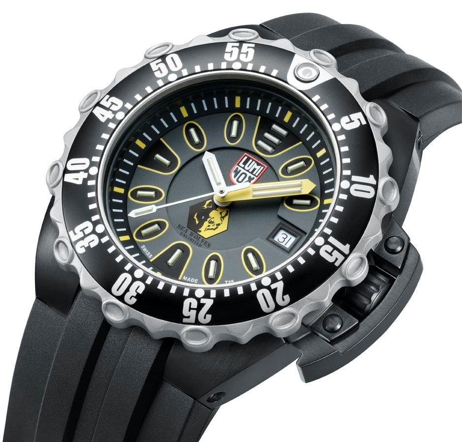 Luminox Scott Cassell A.1525