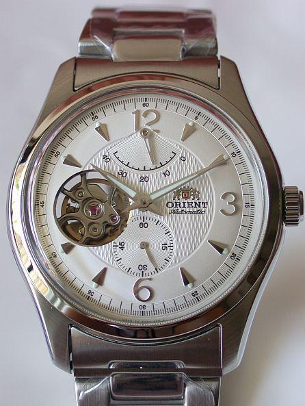 Orient Star Power Reserve 2EX01003M upright