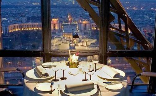 Le Jules Verne Paris