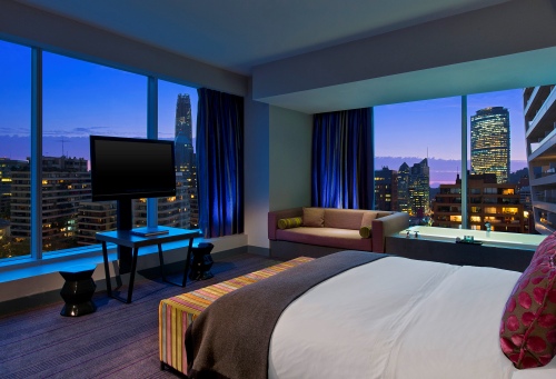 Cool Corner Suite