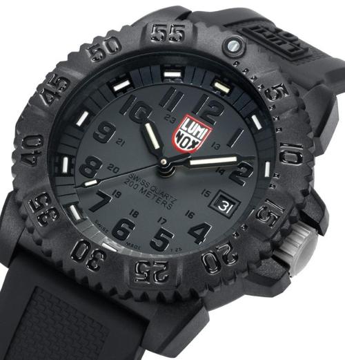 Luminox Black Out