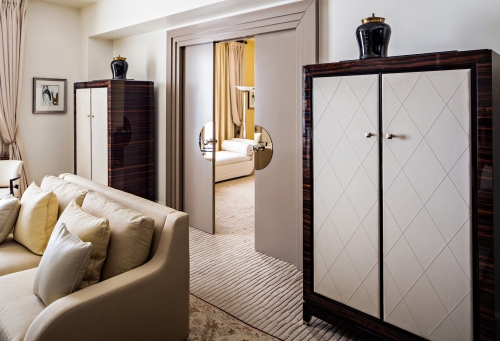 Suite living area