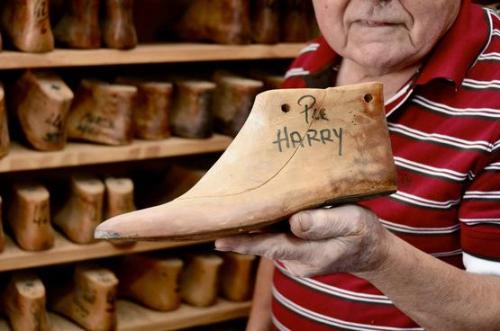 The foot last of Prince Harry
