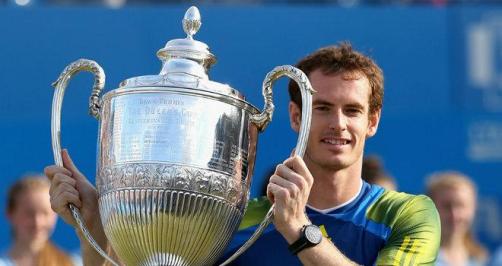 Andy Murray wins Queens