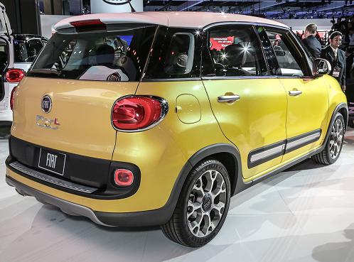 Fiat 500L Trekking rear