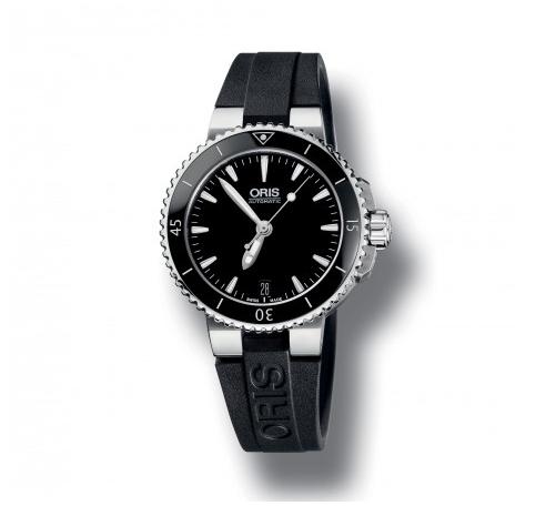 Oris Diver Aquis Date