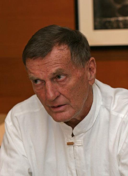 Ulysse Nardin owner Rolf W. Schnyder dies