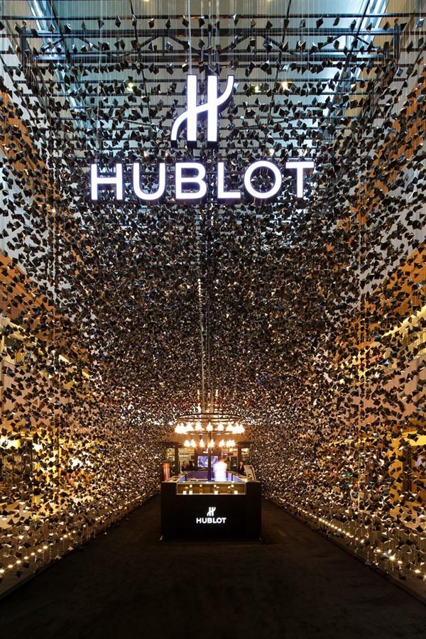 Hublot pops up in Singapore
