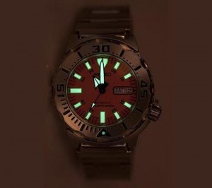 Seiko Orange Monster lume