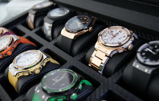 Lifestyle: Luxury Watch Collection Cases